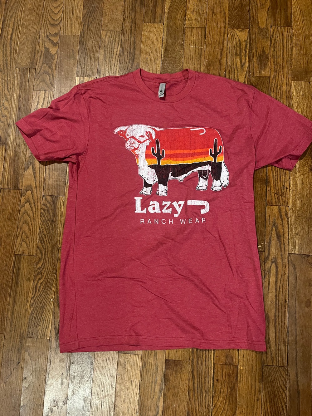 Lazy J Ranch Wear Men's Red Graphic Short-Sleeve Tee Medium